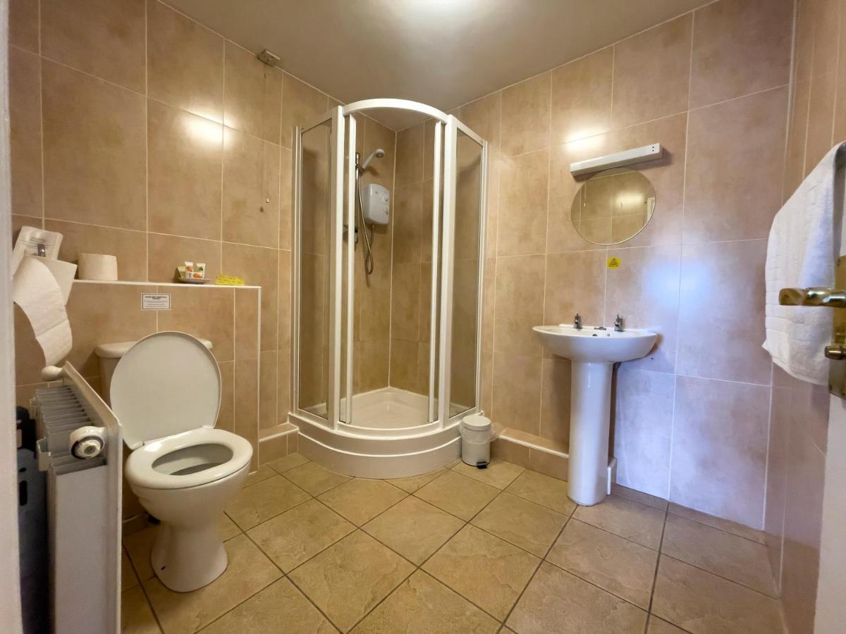 Llanina Arms Hotell Llanarth  Eksteriør bilde