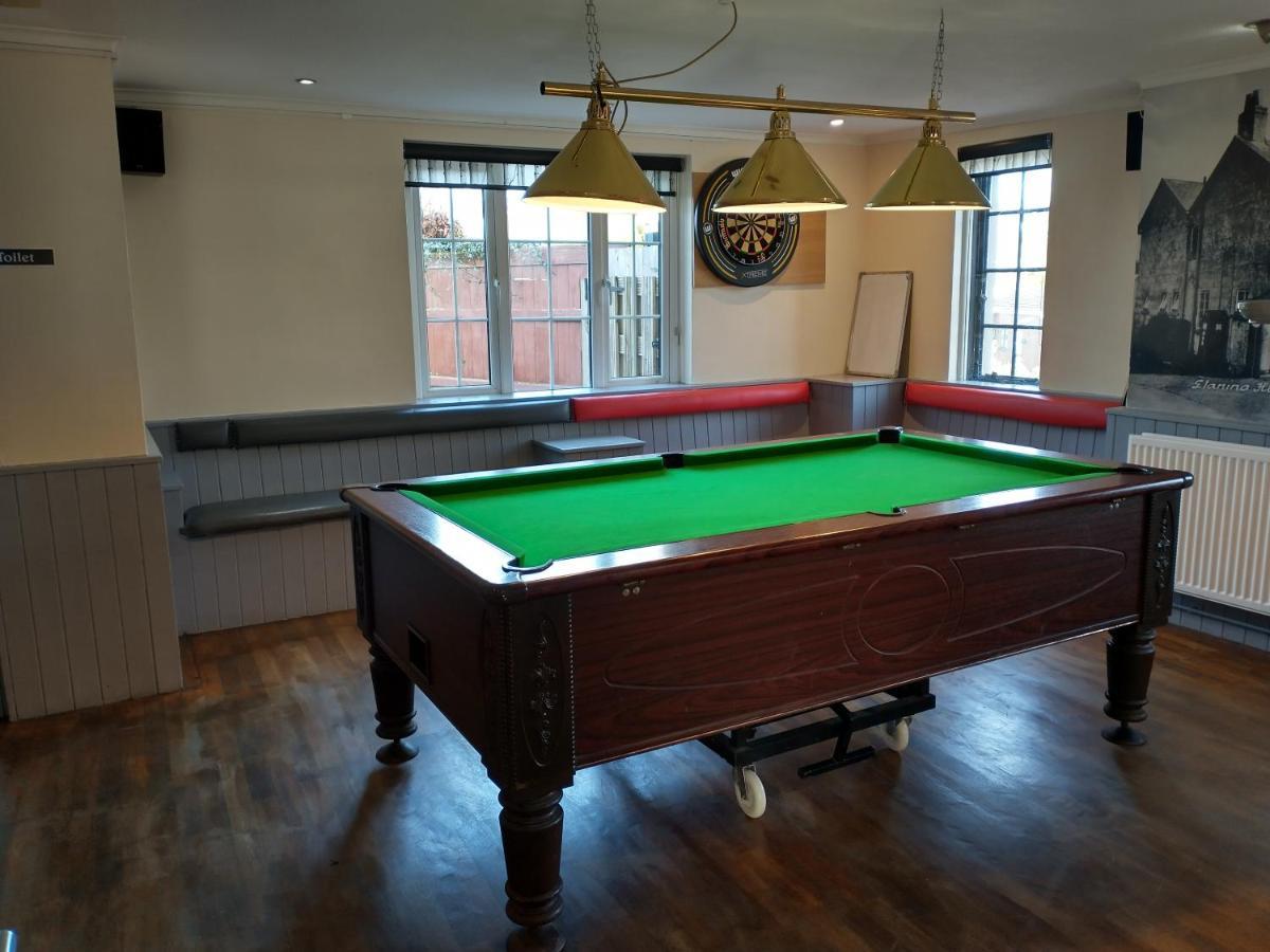 Llanina Arms Hotell Llanarth  Eksteriør bilde